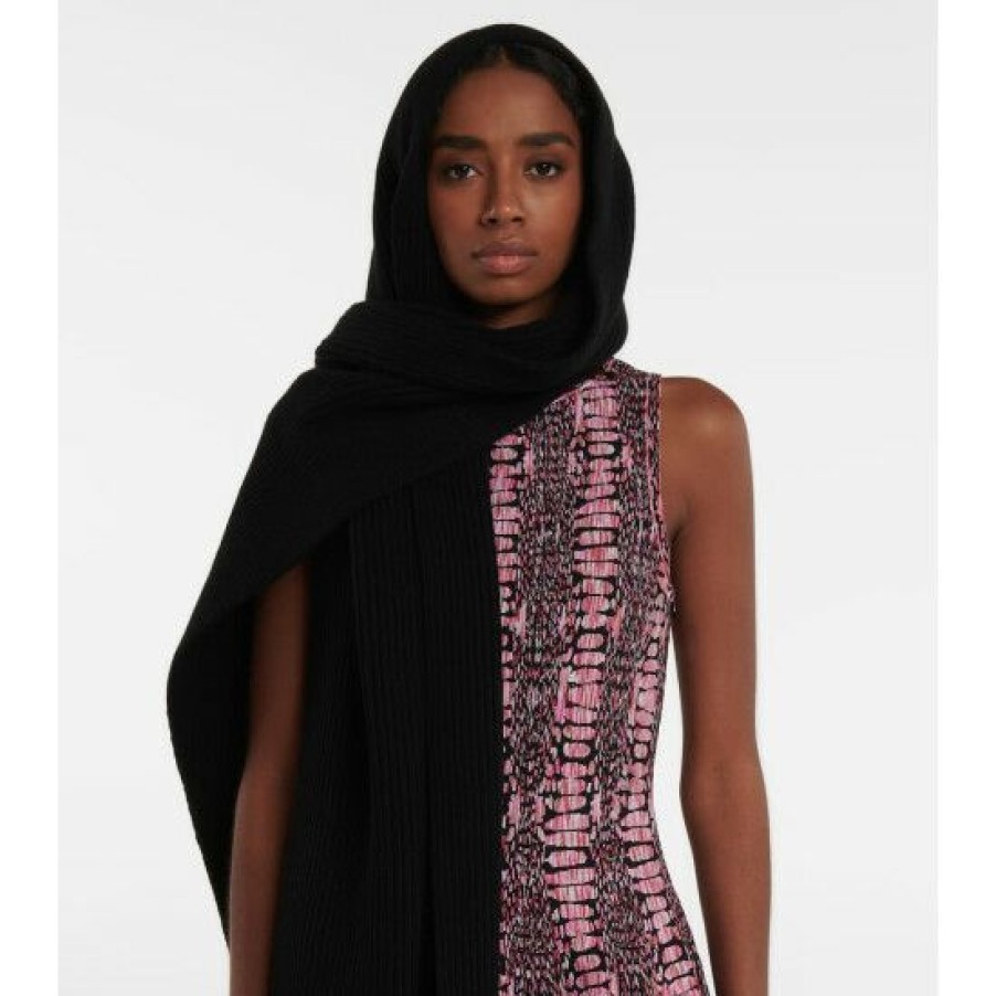 * Alaia Wool And Cashmere Hood Scarf